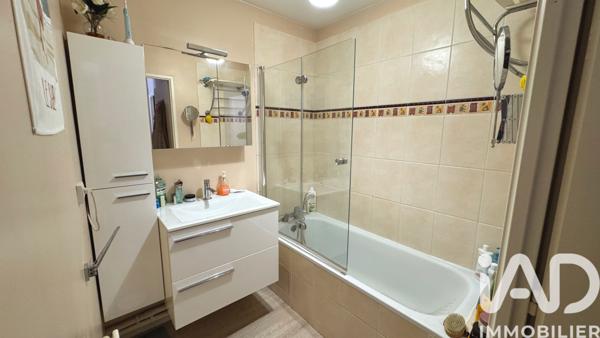 Appartement à vendre 3 pièces 65 m² Guyancourt