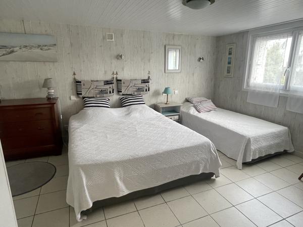 Maison familiale avec espace indépendant et terrain de 1 800 m² – Plobannalec-Lesconil