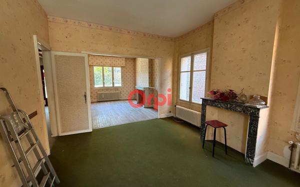 Maison à vendre    5 pièces •  Roisel