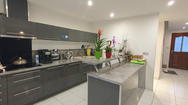 Maison 10 pièces 200 m² 6 chambres