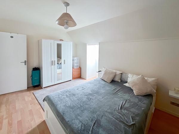 Maison 10 pièces 200 m² 6 chambres