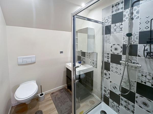 Maison 10 pièces 200 m² 6 chambres