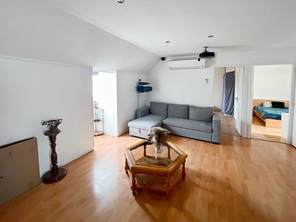 Maison 10 pièces 200 m² 6 chambres