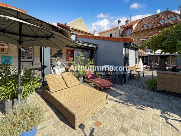 Vente                                                      Maison
                        
                     9 pièces                      195 m2                     à Soisy-sur-Seine