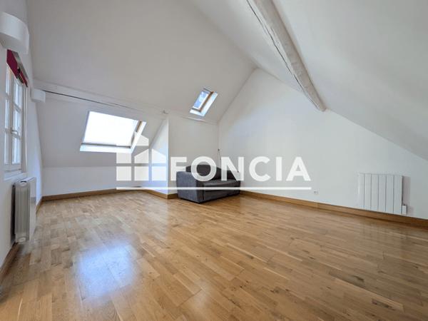 Location Studio 22.73 m² - 237 RUE EAU DE ROBEC Rouen 76000
