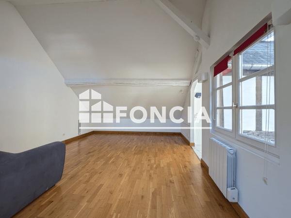 Location Studio 22.73 m² - 237 RUE EAU DE ROBEC Rouen 76000