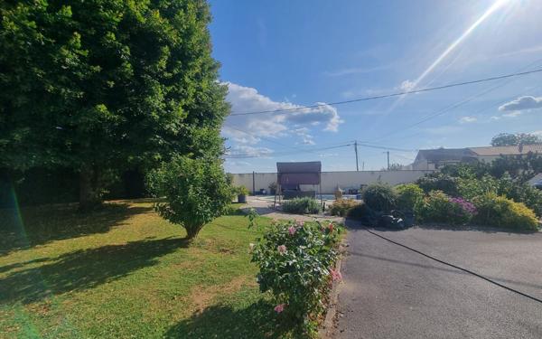 Maison à vendre    7 pièces •  Nogent-l'Artaud