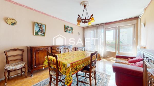 **T3 lumineux avec grand balcon au cœur du quartier Jean Moulin**