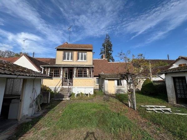 Maison de ville 3 chambres et dépendances