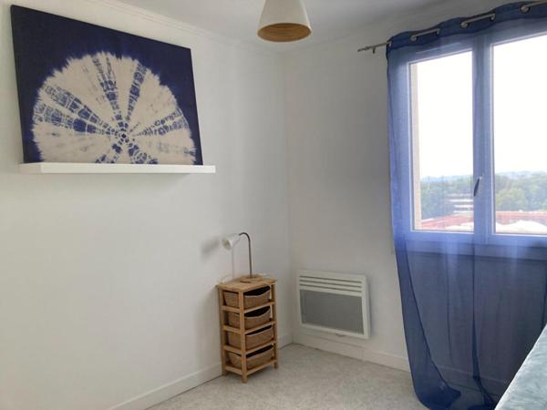 Appartement Avignon 3 pièce(s) 71m2, meublé et équipé, 2 balcons, place de parking