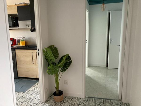 Appartement Avignon 3 pièce(s) 71m2, meublé et équipé, 2 balcons, place de parking