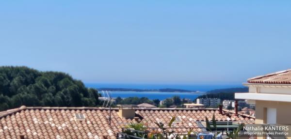 Maison Six Fours Les Plages 7 pièce(s) 200 m2