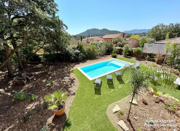 Maison Six Fours Les Plages 7 pièce(s) 200 m2