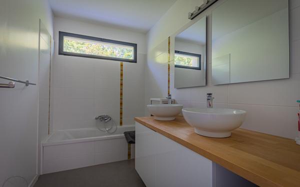 Maison à vendre    5 pièces •  Saint-Gély-du-Fesc