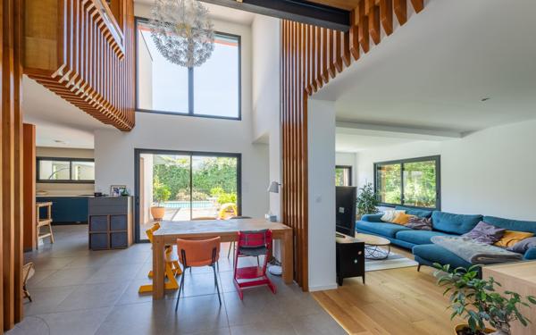 Maison à vendre    5 pièces •  Saint-Gély-du-Fesc