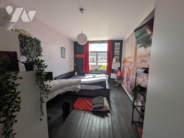 À vendre : Loft d'exception au c?ur de Wormhout ? 246 m² habitables

Situé en plein centre de...