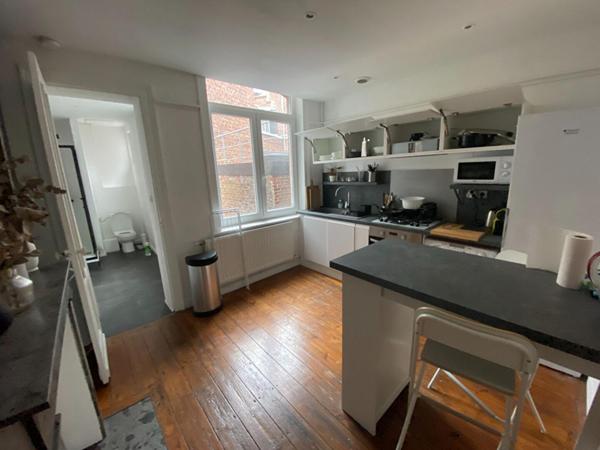 A LOUER : T2 à LILLE • rue de l'Hôpital militaire - Centre ville • 800 € CC • Réf. 746-001