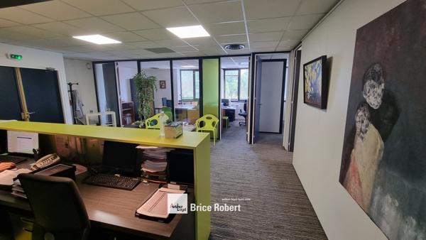 A louer - PARC DE CRECY - Bureaux en R+1 - Saint-Didier-au-Mont-d'Or