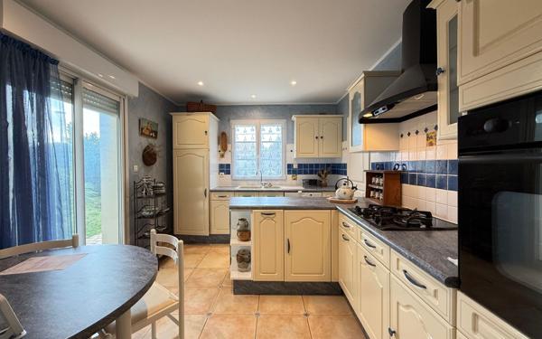 Maison à vendre    6 pièces •  Saint-Palais-sur-Mer