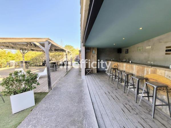 Fonds De Commerce
        
        - 200 m² Exclusivité 280 000 € *