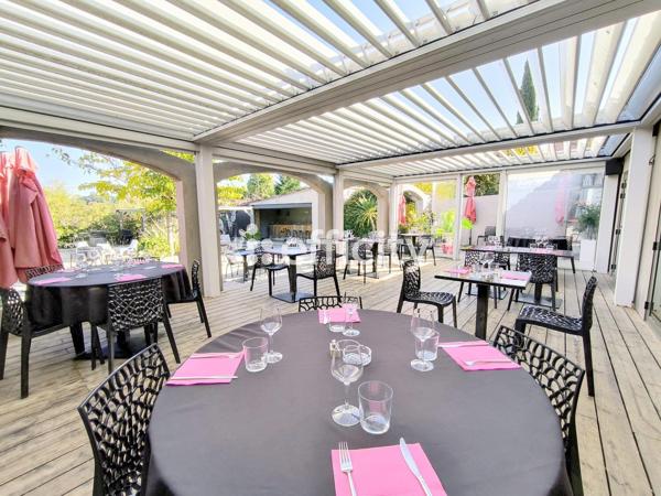 Fonds De Commerce
        
        - 200 m² Exclusivité 280 000 € *