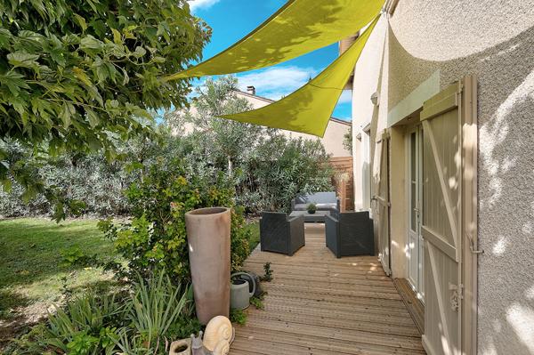 A vendre - 2 Maisons à Gaillac 10 pièce(s) 200 m2 (81600)