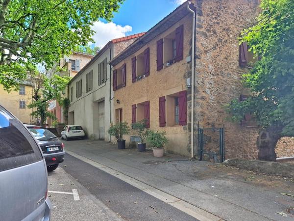 Appartement en rez de chaussée avec Jardin