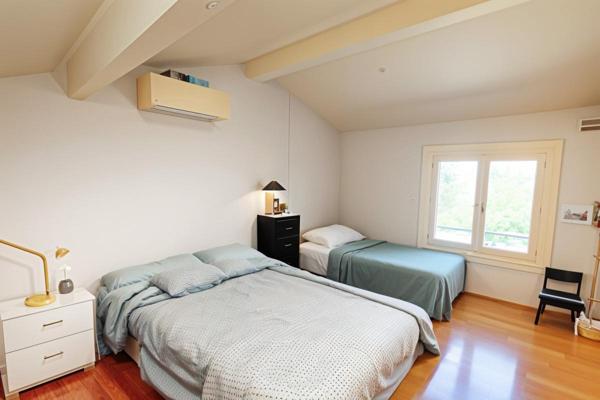 Maison 6 pièce(s) 185 m2