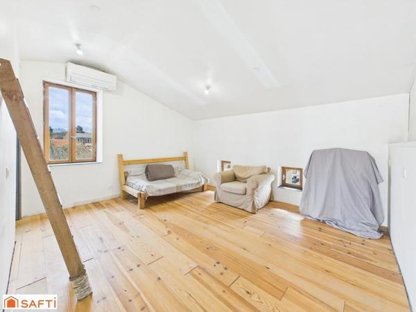 Magnifique Maison de Village Rénovée!!!