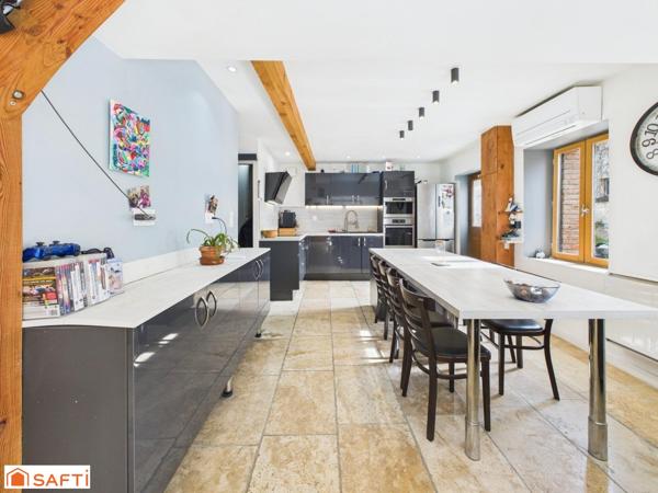 Magnifique Maison de Village Rénovée!!!