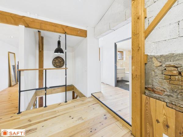 Magnifique Maison de Village Rénovée!!!