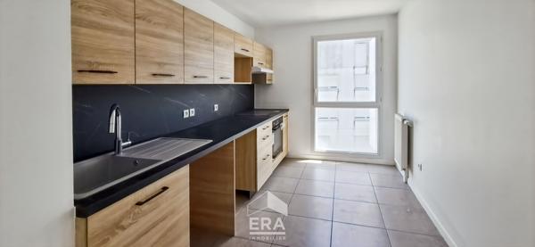 BORDEAUX LAC - Appartement T4 de 84m² avec terrasse 18m² - Ascenseur, 2 places de parking