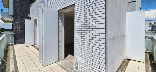 BORDEAUX LAC - Appartement T4 de 84m² avec terrasse 18m² - Ascenseur, 2 places de parking
