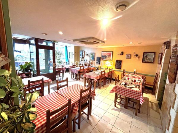 Fonds De Commerce à Baugé-en-Anjou, 49150 - 240m²