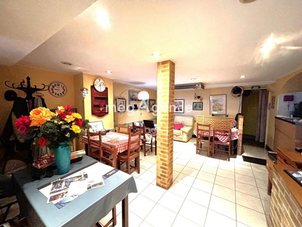 Fonds De Commerce à Baugé-en-Anjou, 49150 - 240m²