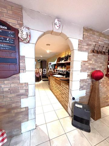 Fonds De Commerce à Baugé-en-Anjou, 49150 - 240m²