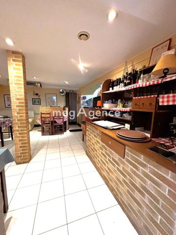 Fonds De Commerce à Baugé-en-Anjou, 49150 - 240m²