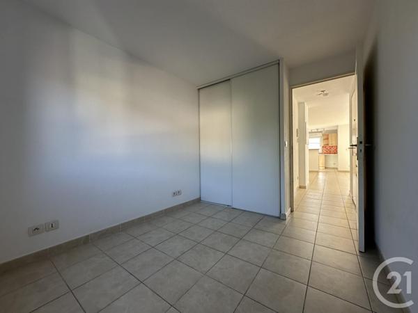 Appartement F3 à vendre  3 pièces - 62 m2 ST CYR SUR MER - 83