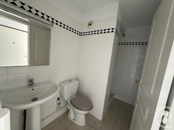 Appartement F3 à vendre  3 pièces - 62 m2 ST CYR SUR MER - 83