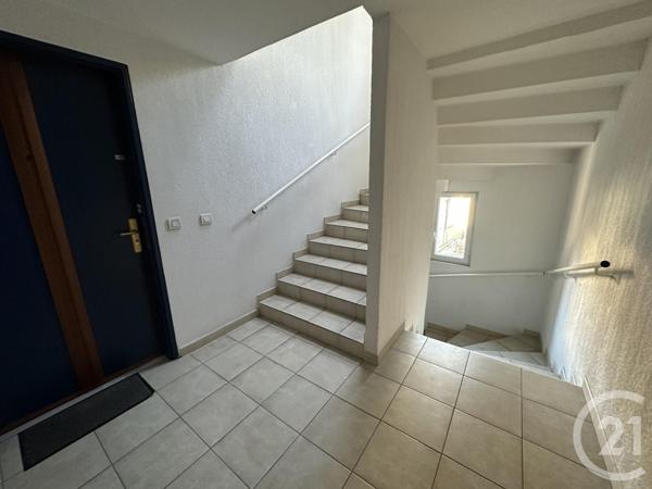 Appartement F3 à vendre  3 pièces - 62 m2 ST CYR SUR MER - 83