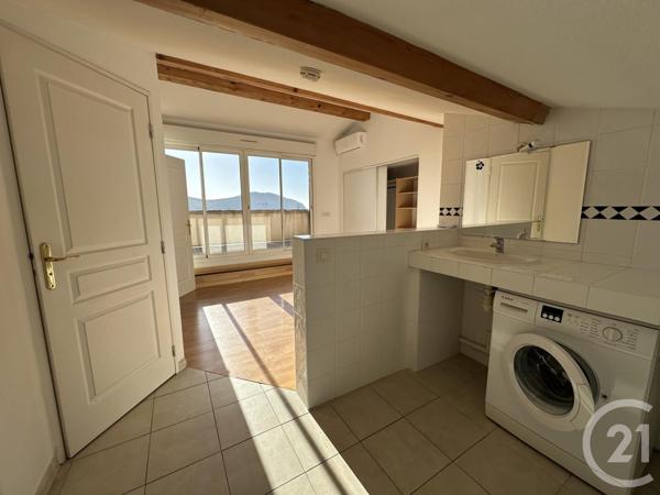Appartement F3 à vendre  3 pièces - 62 m2 ST CYR SUR MER - 83
