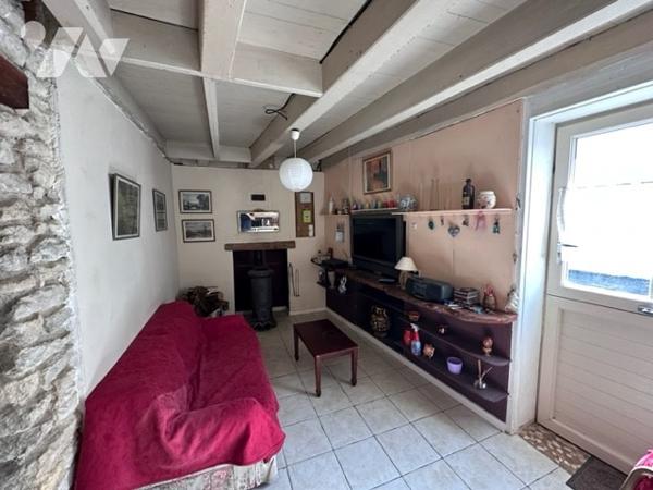 Maison avec dépendances