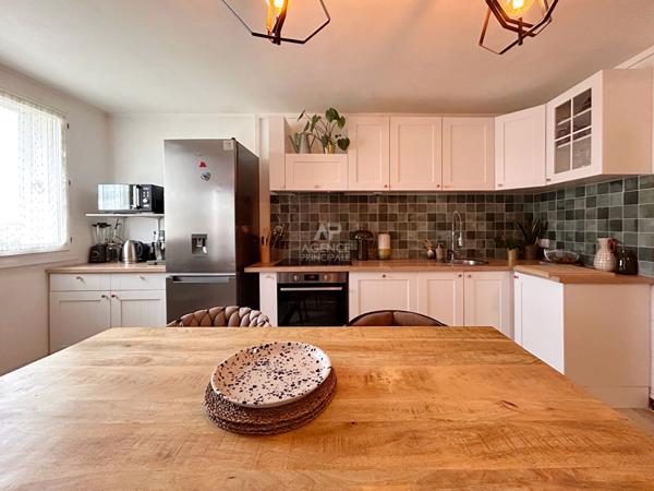 Appartement Poissy 3 pièce(s) meublés 66.08 m2 Loyer 1 170 €/mois charges comprises **  - Référence  9179