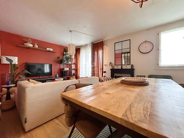 Appartement Poissy 3 pièce(s) meublés 66.08 m2 Loyer 1 170 €/mois charges comprises **  - Référence  9179