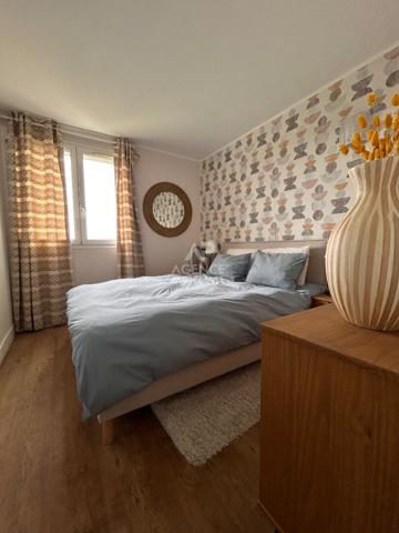 Appartement Poissy 3 pièce(s) meublés 66.08 m2 Loyer 1 170 €/mois charges comprises **  - Référence  9179
