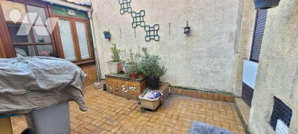 EXCLUSIVITÉ - Maison à vendre à Coudekerque-Branche

Située sur le secteur de Coudekerque-Bra...