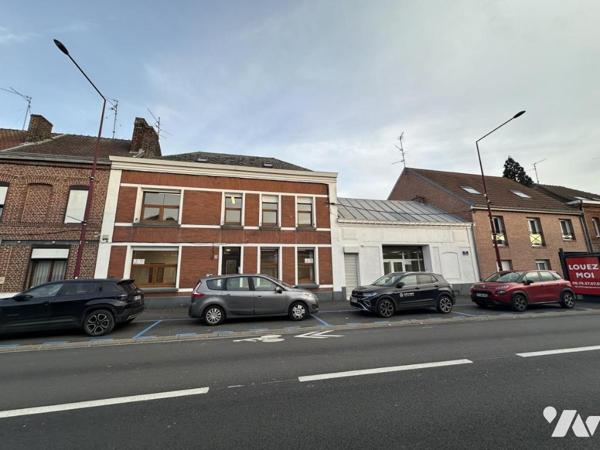 Ensemble immobilier à usage de bureaux