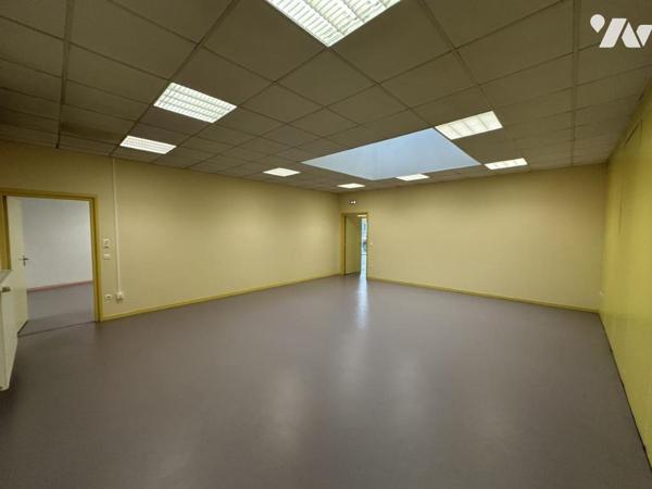 Ensemble immobilier à usage de bureaux