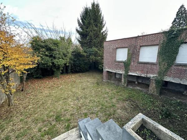 Ensemble immobilier à usage de bureaux