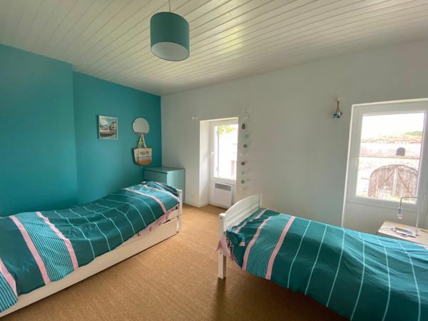 Maison à vendre    6 pièces •  Breuillet